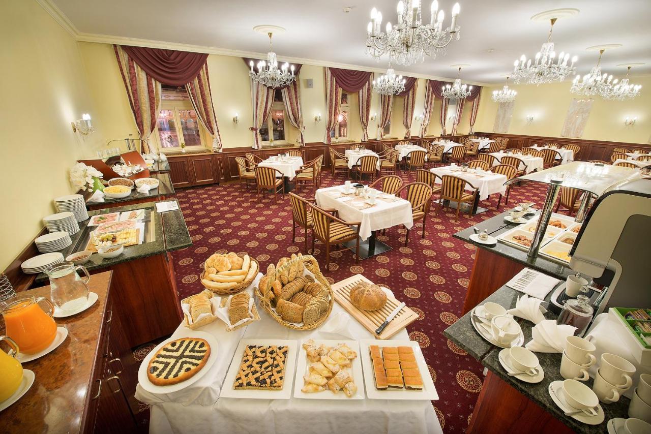 تشيسكي بوديوفيتسه Old Town Bed & Breakfast المظهر الخارجي الصورة