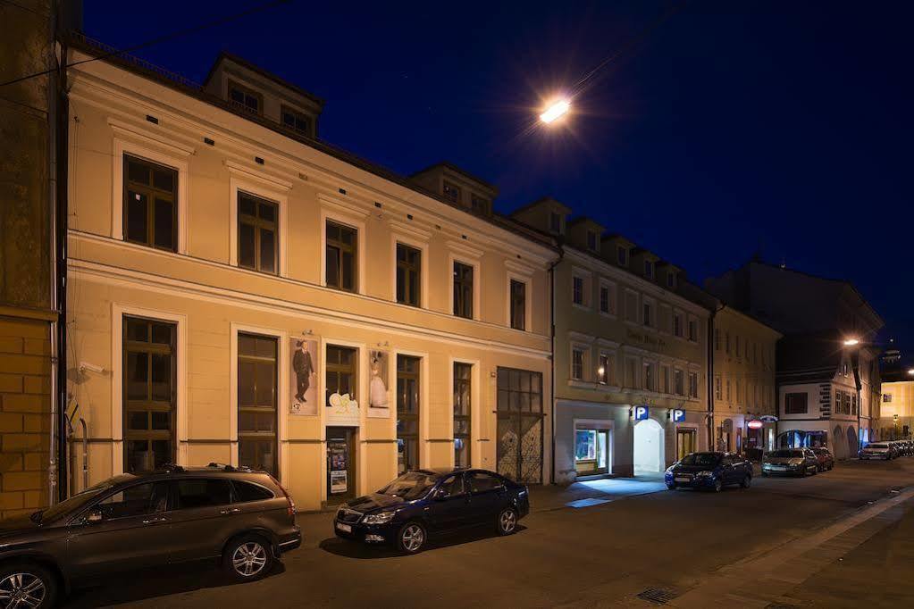 تشيسكي بوديوفيتسه Old Town Bed & Breakfast المظهر الخارجي الصورة